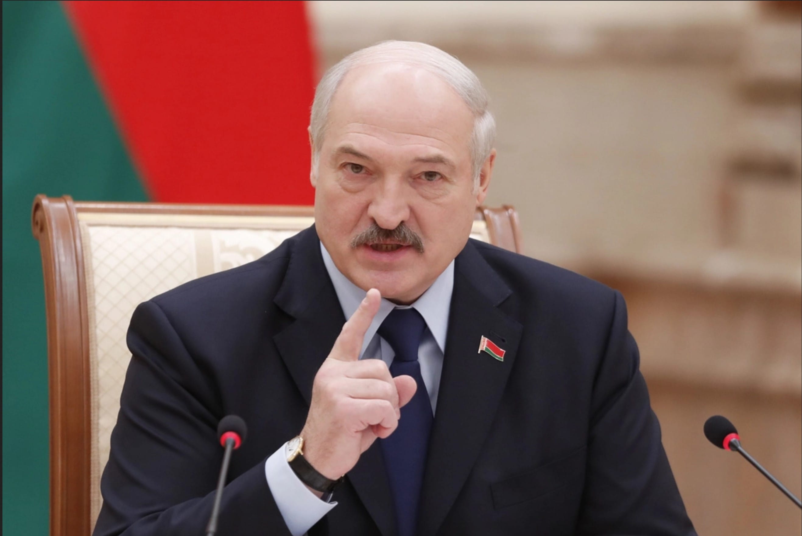 Фейк Лукашенко: опрос, проведенный «западниками», показал, что Тихановская не побеждала на выборах