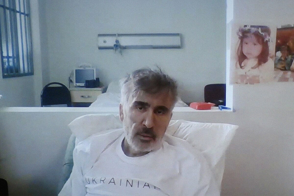 Саакашвили: «Я скоро умру, если не получу медицинскую помощь за пределами Грузии»