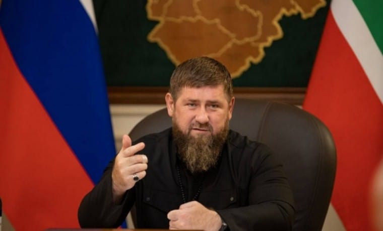  Кадыров заявил, что чеченские бойцы «выехали в зону напряженности», «мятеж должен быть подавлен»