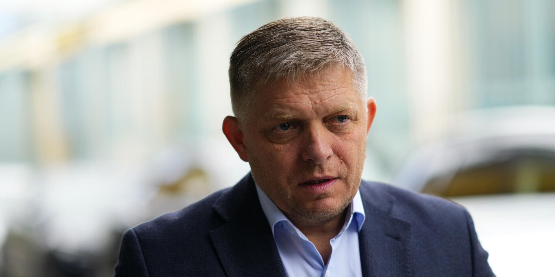 «Покушение на Роберта Фицо произошло в ситуации жесткой и грязной политической борьбы, которая продолжается уже год» — аналитик
