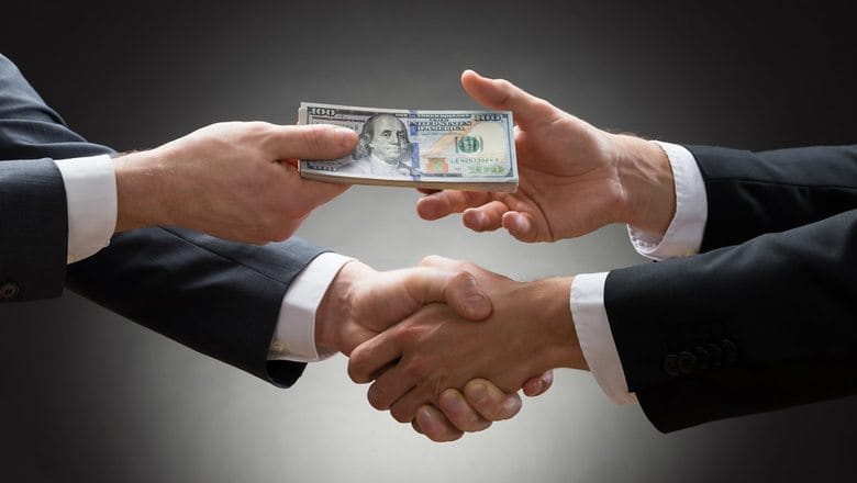 Transparency International: Россия не выполнила ни одну из антикоррупционных рекомендаций полностью