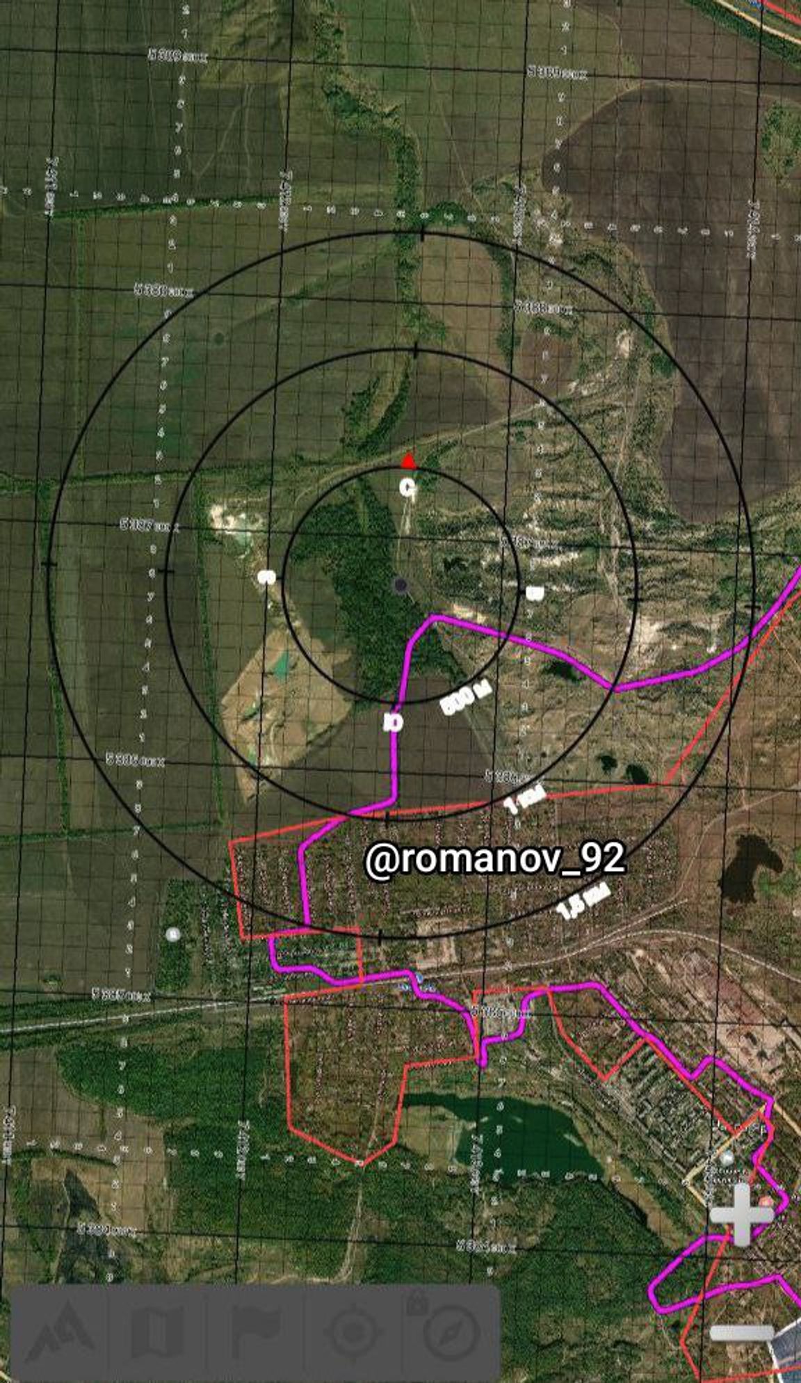 Линии боевого соприкосновения в Часовом Яре: красным — по официальной версии Минобороны РФ, фиолетовым — по версии Владимира Романова