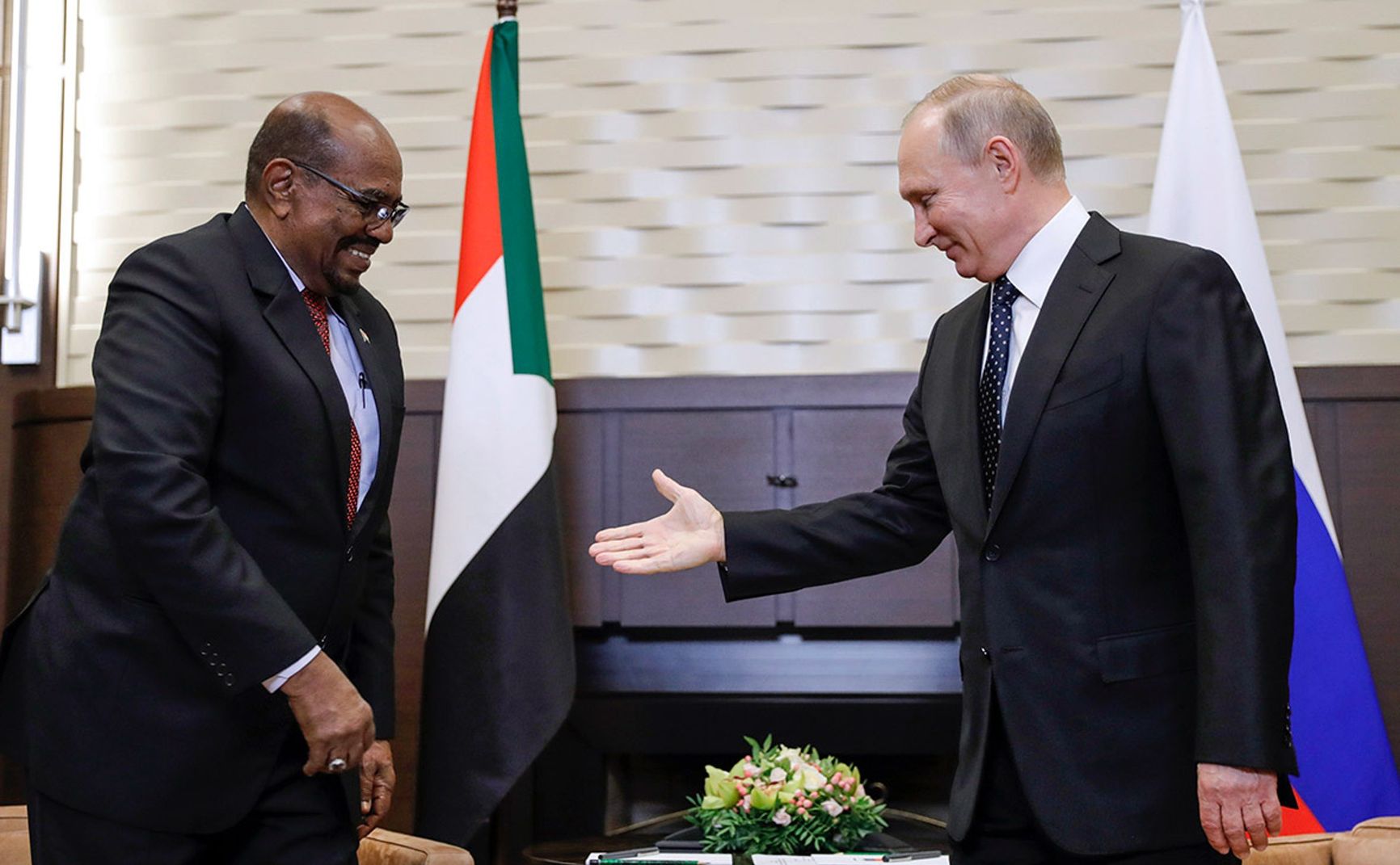 Former Sudanese dictator Omar al-Bashir meeting with his counterpart Vladimir Putin